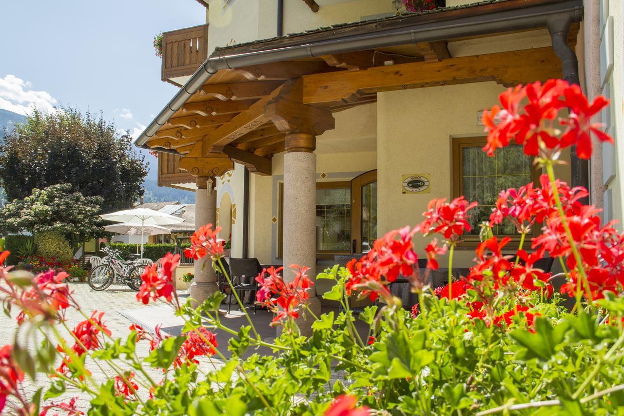 Hotel Genzianella Ziano di Fiemme Eksteriør bilde